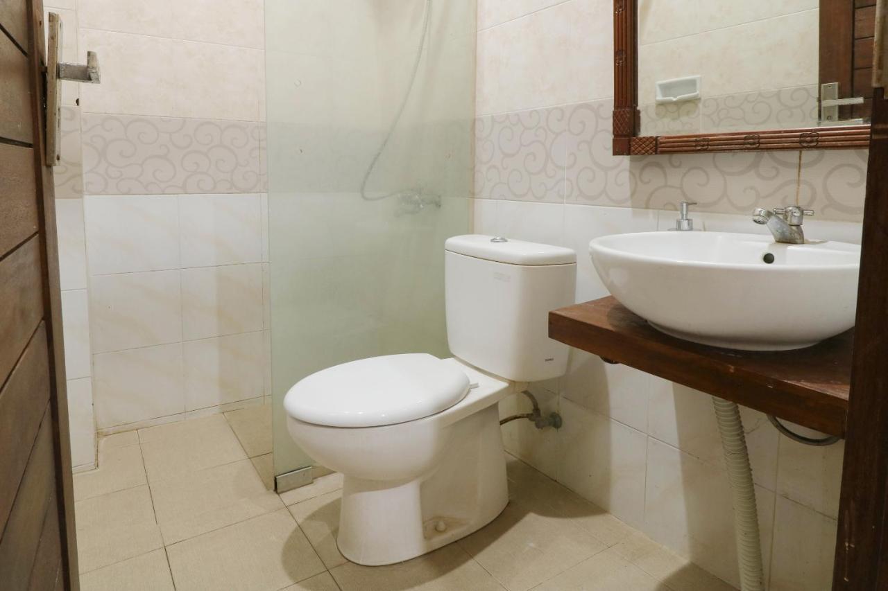 Oyo 2581 Ketut Smile Hotel Denpasar Eksteriør billede