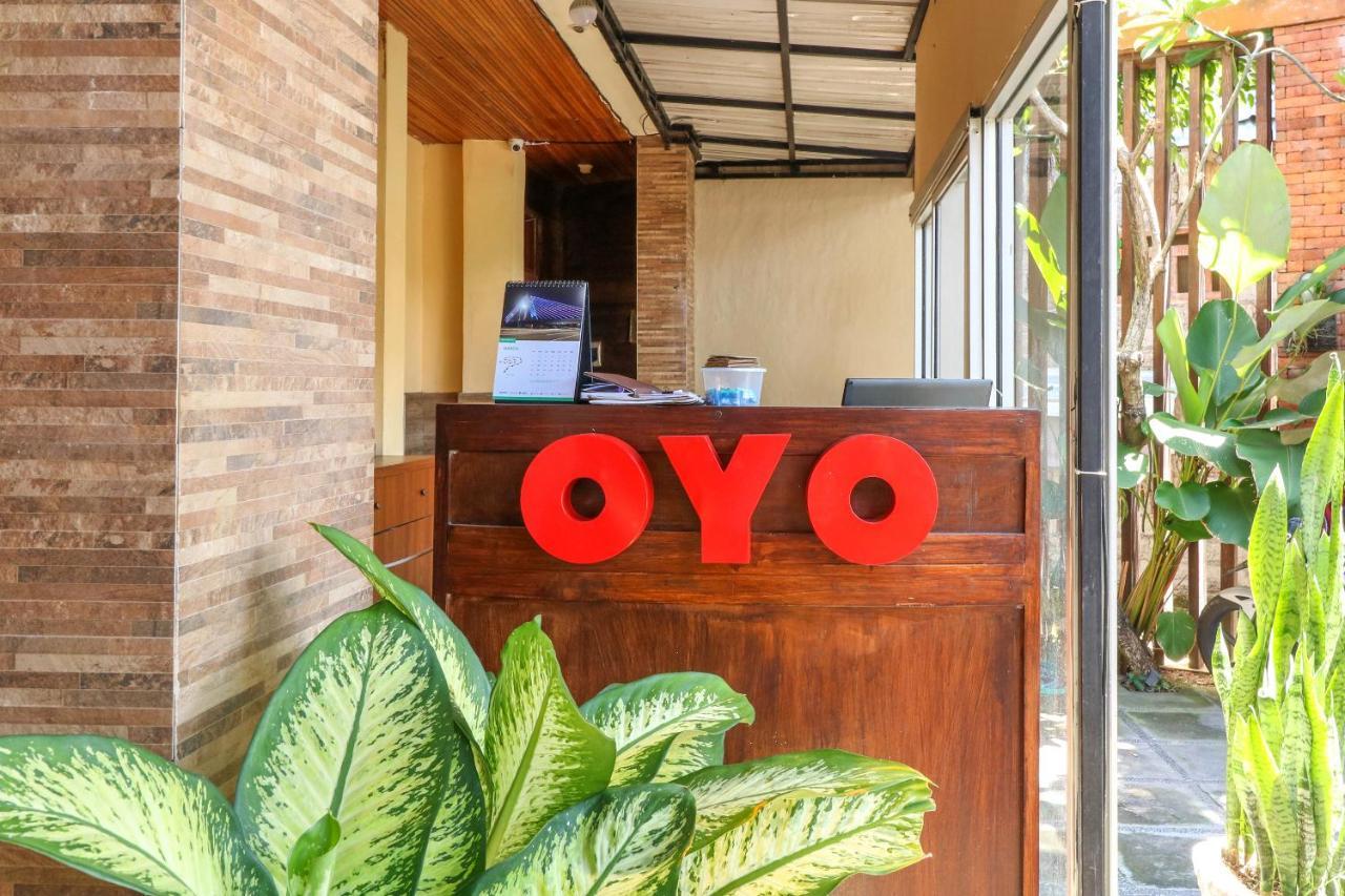 Oyo 2581 Ketut Smile Hotel Denpasar Eksteriør billede